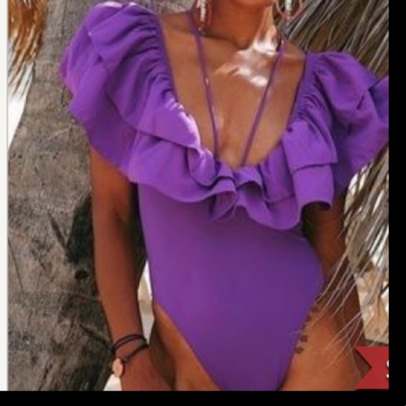 Zara large ruffled swimsuit - Picture 6 of 6